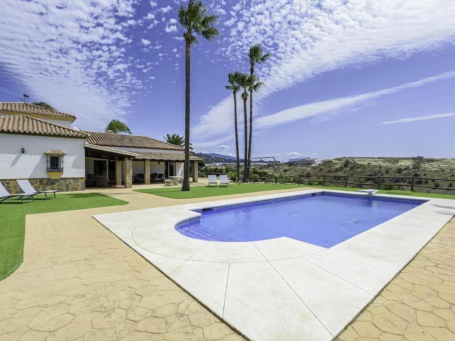 Alcam El Cortijo Villa Estepona Eksteriør billede